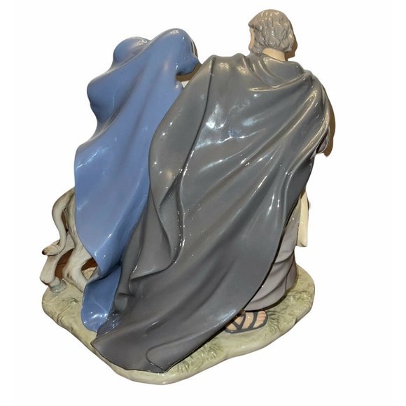 CLASSIC TREASURES Joseph Mary Baby Jesus Sculpture Fine Porcelain NO STAFF/BOX - Picture 6 of 12